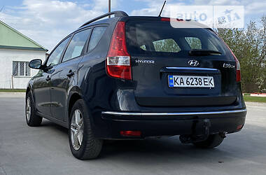 Универсал Hyundai i30 2009 в Вараше