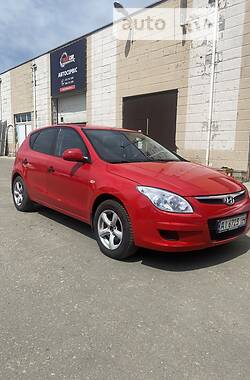 Седан Hyundai i30 2007 в Киеве