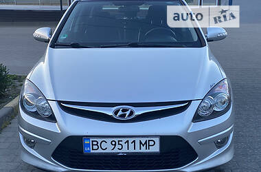Универсал Hyundai i30 2012 в 