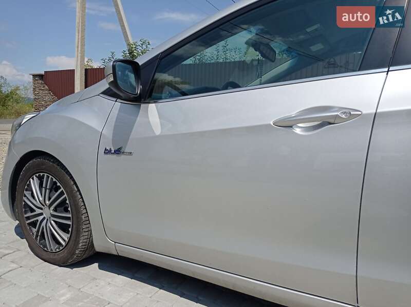 Универсал Hyundai i30 2013 в Ужгороде фото 11 Универсал Hyundai i30 2013 в Ужгороде