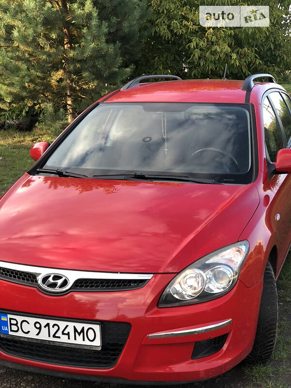 Універсал Hyundai i30 2009 в Шептицькому