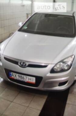 Хэтчбек Hyundai i30 2009 в Харькове