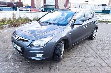 Хэтчбек Hyundai i30 2009 в Киеве