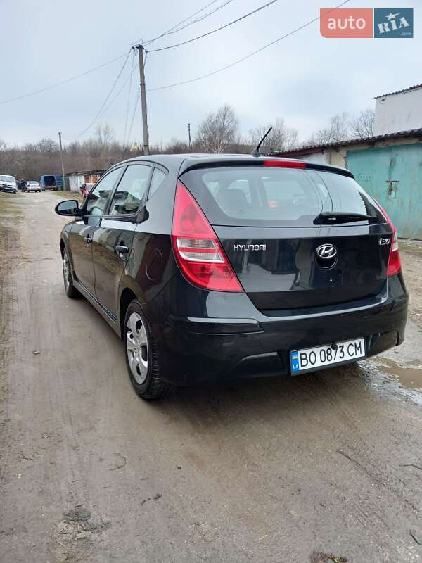 Хетчбек Hyundai i30 2011 в Тернополі
