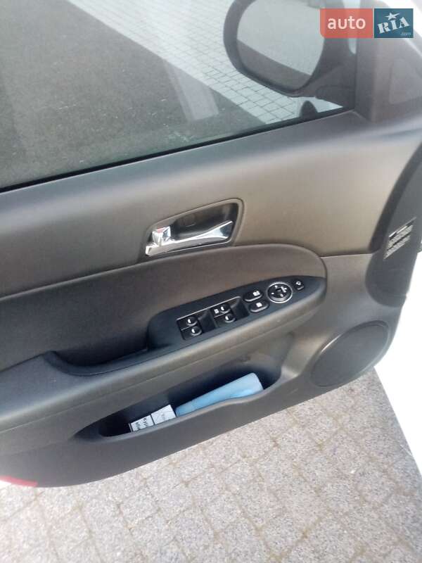 Універсал Hyundai i30 2011 в Львові