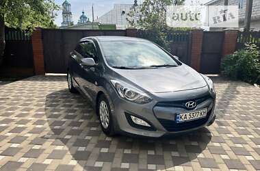 Хетчбек Hyundai i30 2013 в 