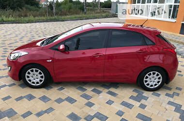 Хэтчбек Hyundai i30 2013 в 