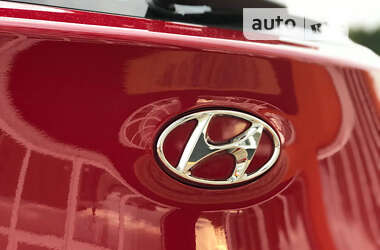 Хэтчбек Hyundai i30 2013 в 