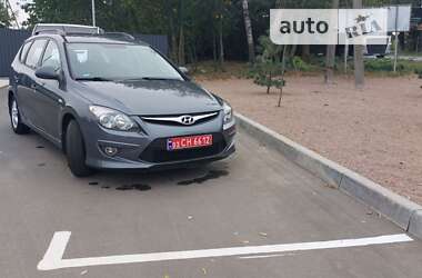 Универсал Hyundai i30 2010 в Немирове