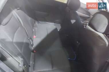 Универсал Hyundai i30 2010 в Днепре