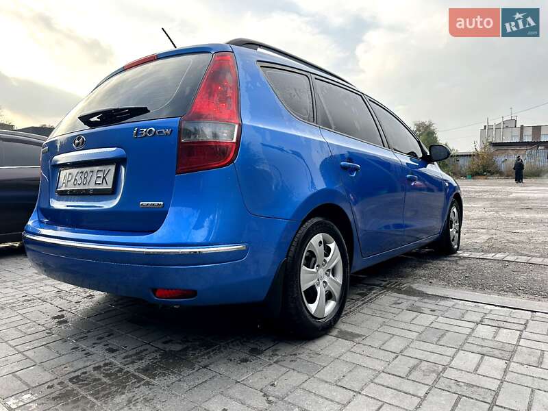 Універсал Hyundai i30 2010 в Запоріжжі