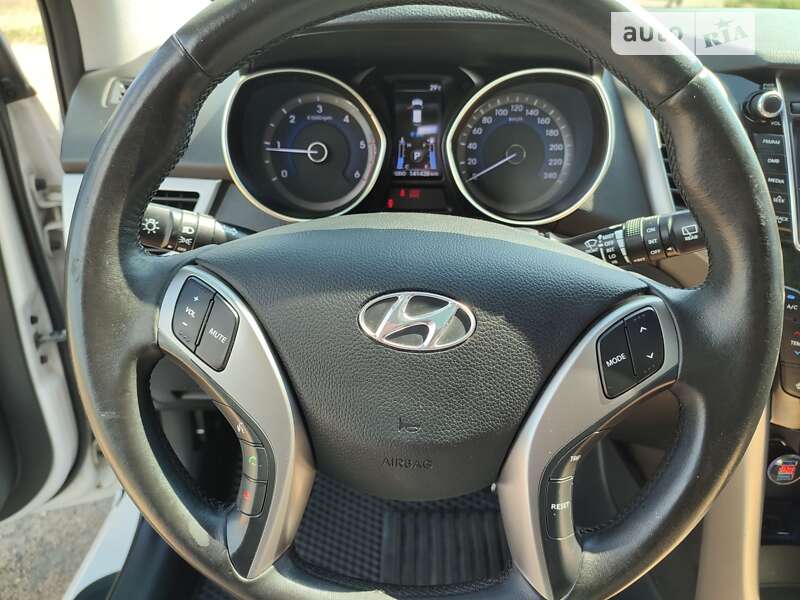 Хэтчбек Hyundai i30 2012 в Одессе фото 20 Хэтчбек Hyundai i30 2012 в Одессе