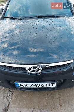 Универсал Hyundai i30 2009 в Чугуеве