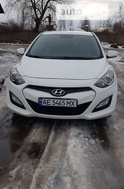 Хэтчбек Hyundai i30 2014 в Львове