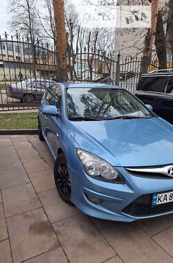 Хэтчбек Hyundai i30 2011 в Кременчуге