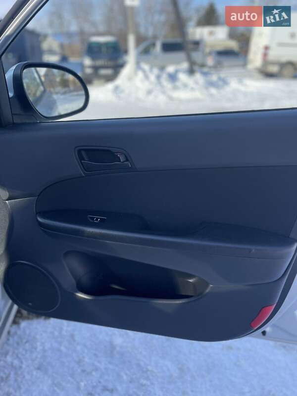 Універсал Hyundai i30 2008 в Бориславі