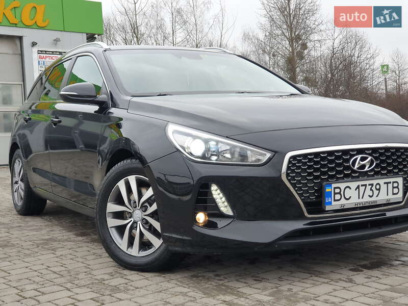 Универсал Hyundai i30 2017 в Львове