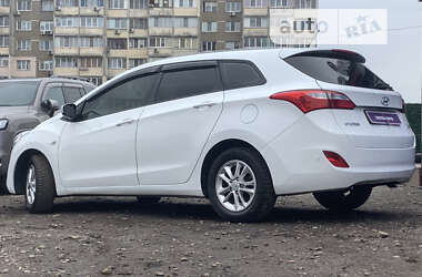 Универсал Hyundai i30 2016 в Киеве