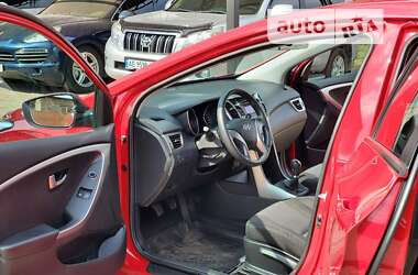 Универсал Hyundai i30 2013 в Кривом Роге