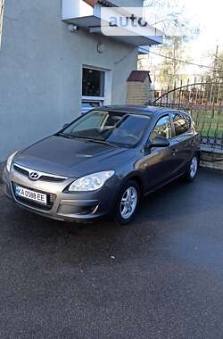 Хетчбек Hyundai i30 2010 в Києві