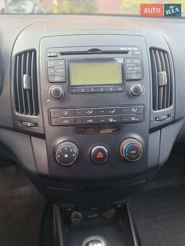 Хэтчбек Hyundai i30 2011 в Кременчуге