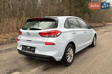 Хэтчбек Hyundai i30 2018 в 