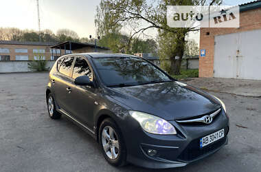 Хетчбек Hyundai i30 2010 в Немирові