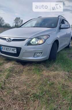 Универсал Hyundai i30 2009 в Змиеве