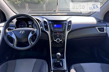 Универсал Hyundai i30 2013 в Каменке