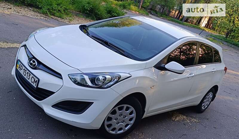 Універсал Hyundai i30 2013 в Запоріжжі