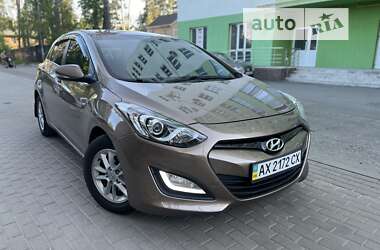 Хэтчбек Hyundai i30 2012 в Киеве