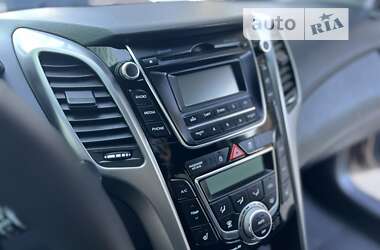 Хэтчбек Hyundai i30 2012 в Киеве