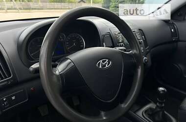 Универсал Hyundai i30 2008 в Житомире