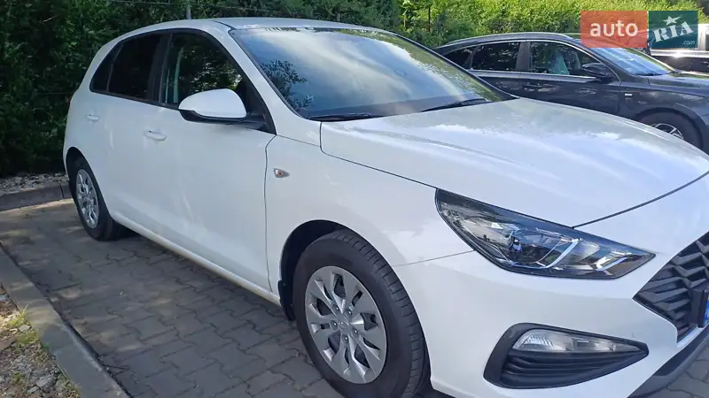 Hyundai i30