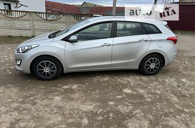 Універсал Hyundai i30 2013 в Калуші