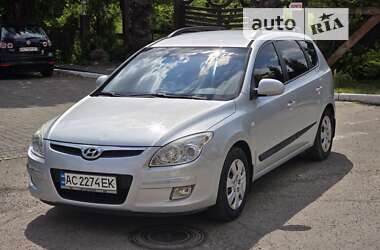 Универсал Hyundai i30 2008 в Луцке