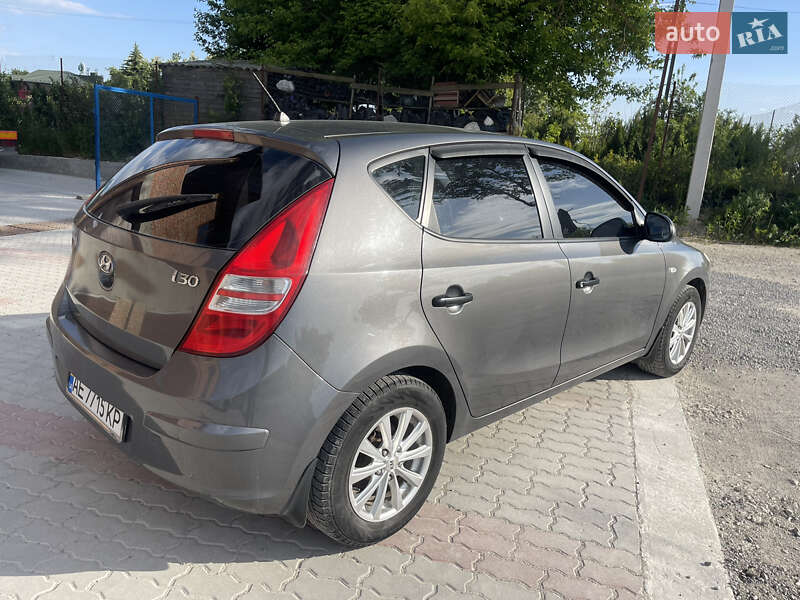Хэтчбек Hyundai i30 2008 в Тернополе