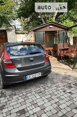 Хетчбек Hyundai i30 2007 в Чернівцях