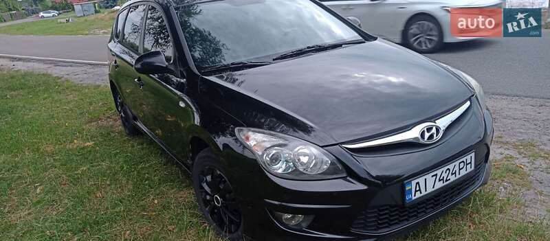 Універсал Hyundai i30 2012 в Києві