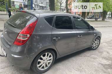 Хетчбек Hyundai i30 2009 в Хмельницькому