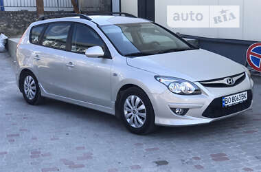 Универсал Hyundai i30 2012 в Тернополе