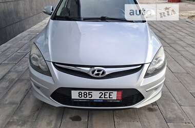 Хэтчбек Hyundai i30 2011 в Харькове