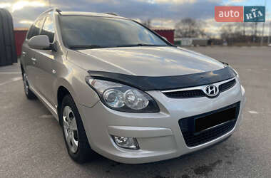 Универсал Hyundai i30 2011 в 