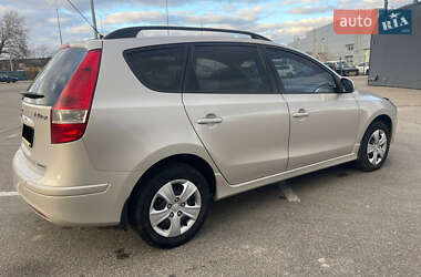 Универсал Hyundai i30 2011 в 