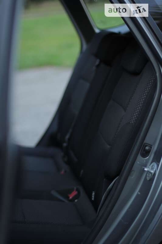 Универсал Hyundai i30 2011 в Пустомытах