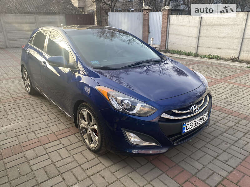 Хэтчбек Hyundai i30 2012 в Прилуках