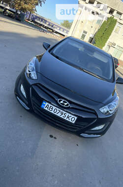 Хэтчбек Hyundai i30 2013 в Каменец-Подольском