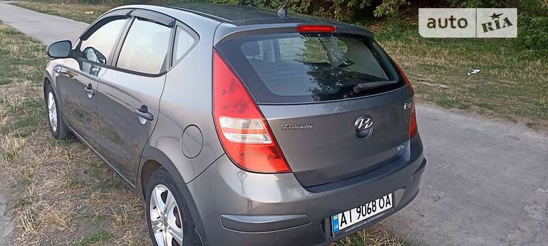 Хетчбек Hyundai i30 2010 в Українці