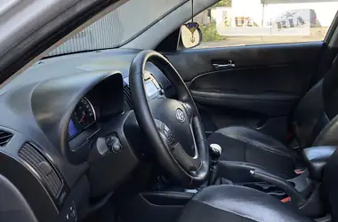 Hyundai i30 2009