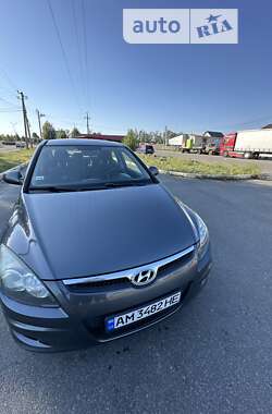 Хэтчбек Hyundai i30 2009 в Буче